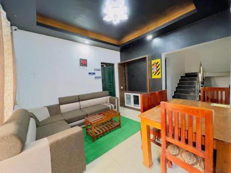 Sky Blue Resort Уті Екстер'єр фото