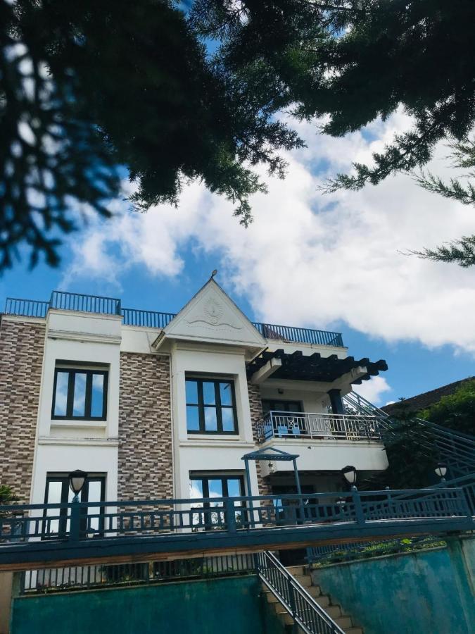 Sky Blue Resort Уті Екстер'єр фото